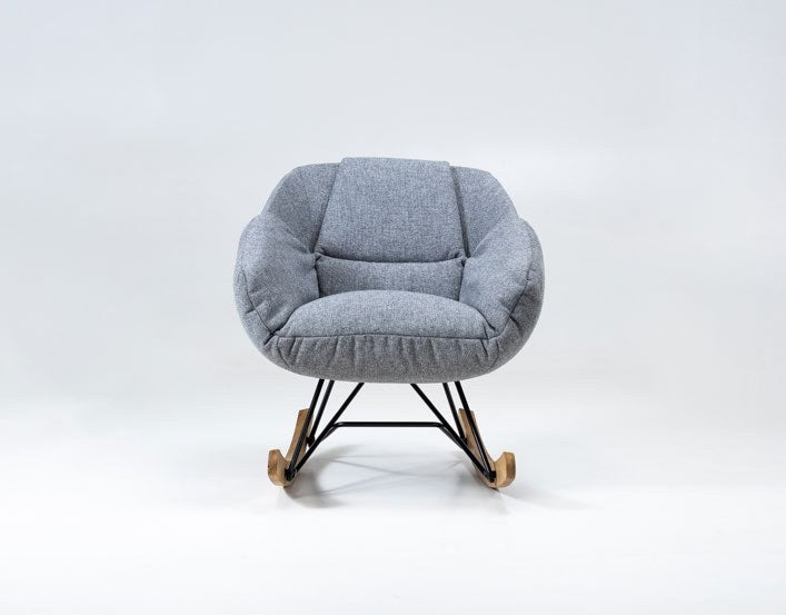 NUNC Ruvo Jiha rocking chair, front view in grey fabric