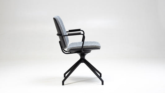 NUNC Svib office chair, side view in grey fabric