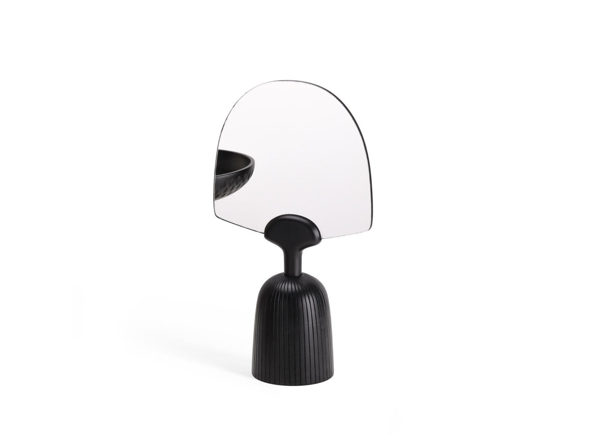 Zanat Nur Mirror