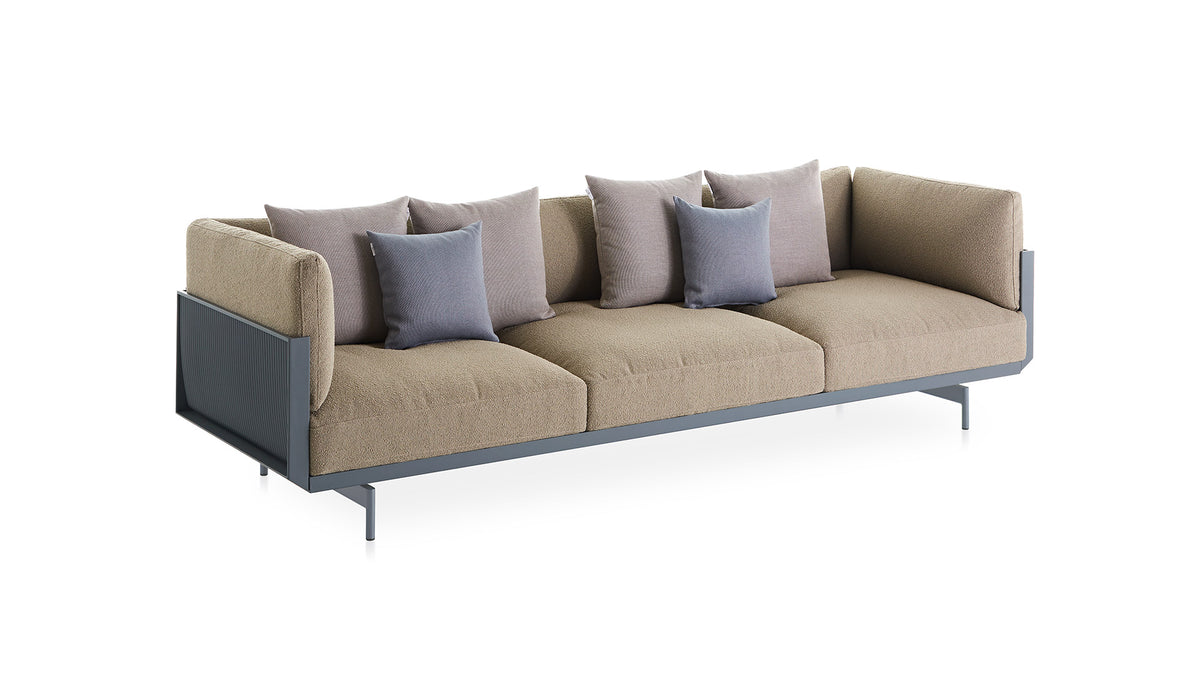 Onde 3 Seat Sofa, image: Gandia Blasco
