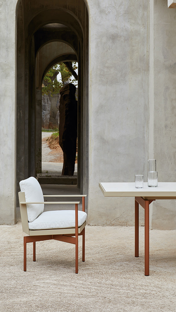 Onde Dining Armchair, image: Gandia Blasco