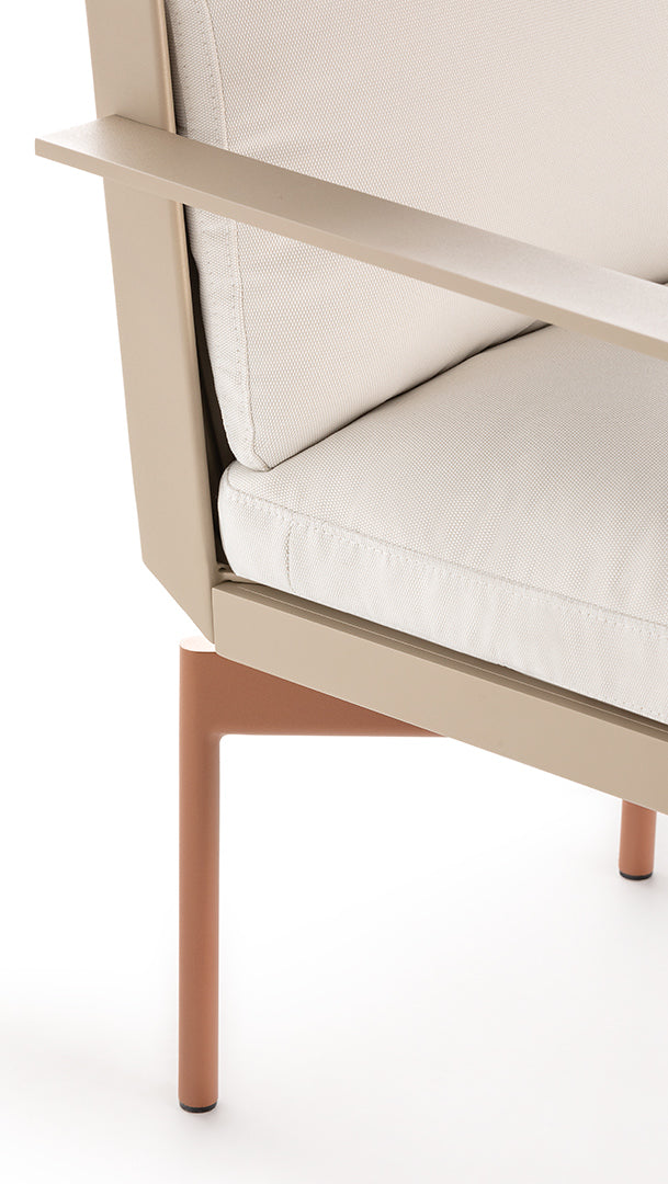 Onde Dining Armchair, image: Gandia Blasco