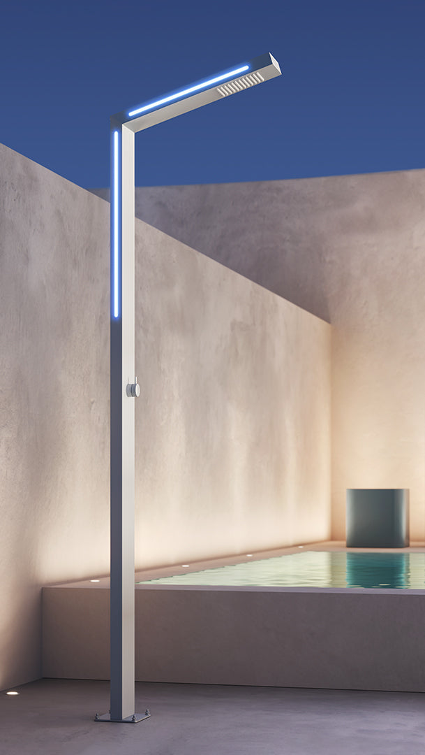 Outdoor shower, image: Gandia Blasco