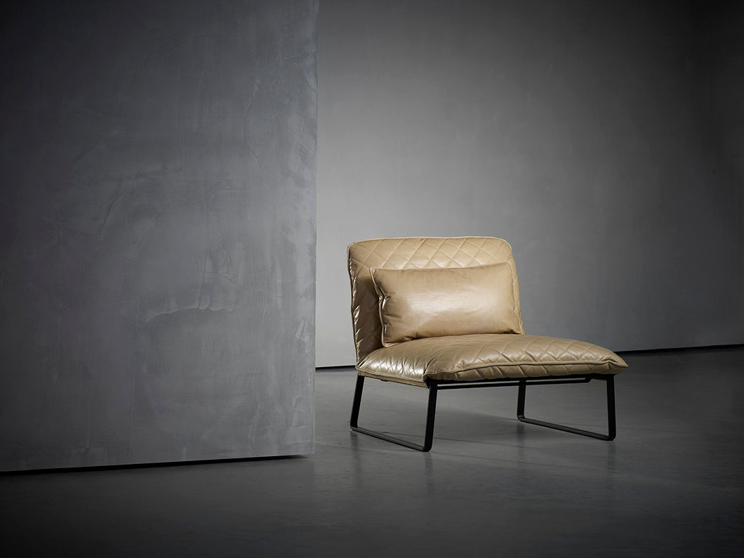 Piet Boon KEKKE armchair detail