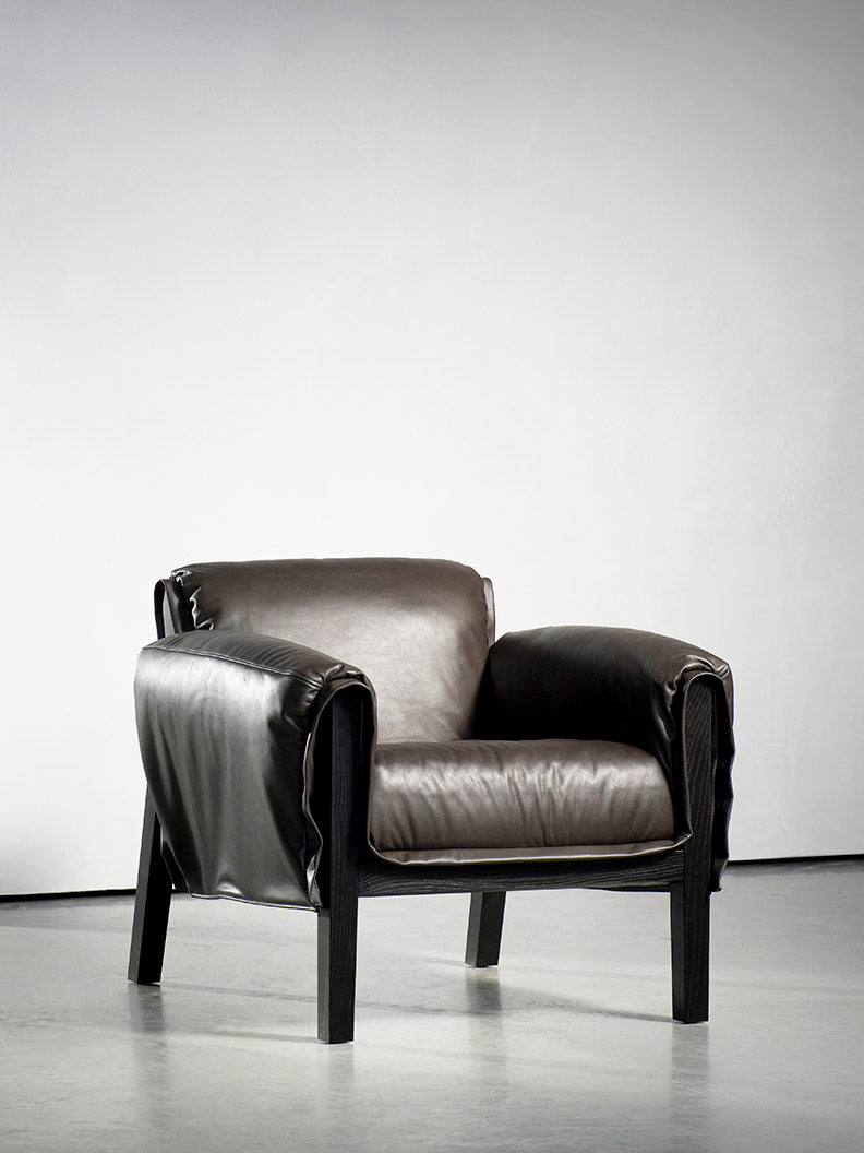 Piet Boon KENT armchair side view