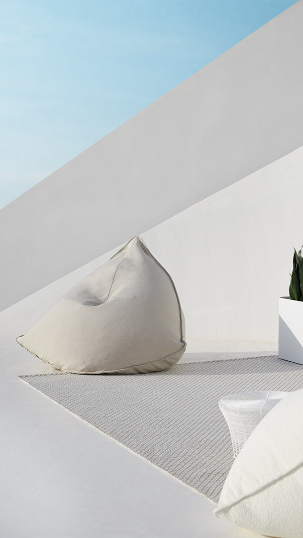 Sail pouf, image: Gandia Blasco
