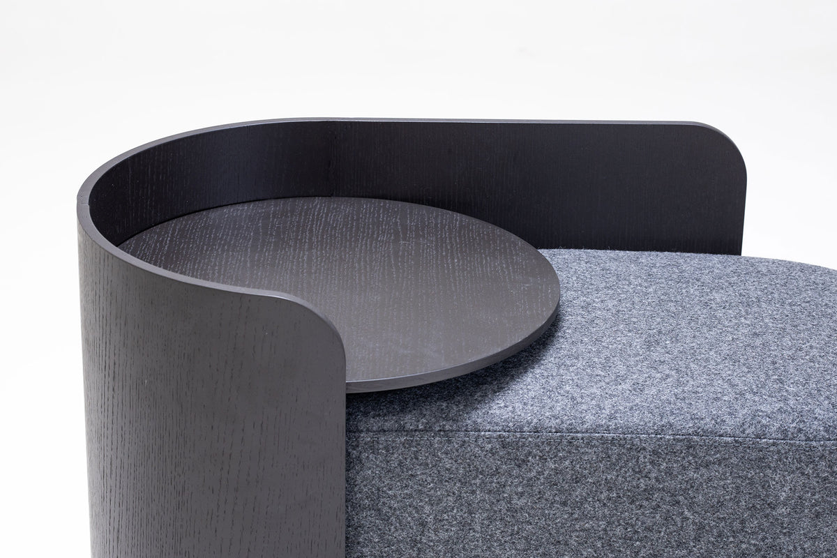 NUNC Skupa B side table and pouf