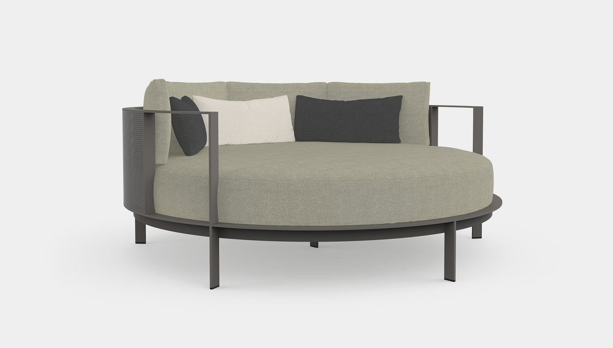 Gandia Blasco Solanas Round Chill Bed