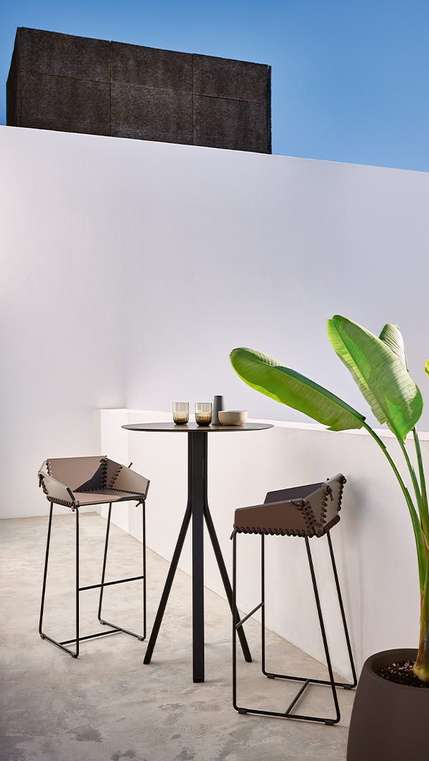 Stack Bar Table