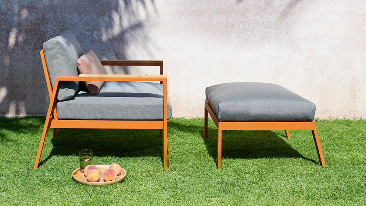 Timeless lounge chair, image: Gandia Blasco