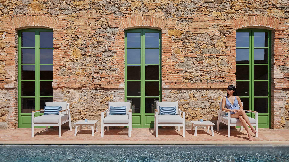 Timeless XS lounge chair, image: Gandia Blasco