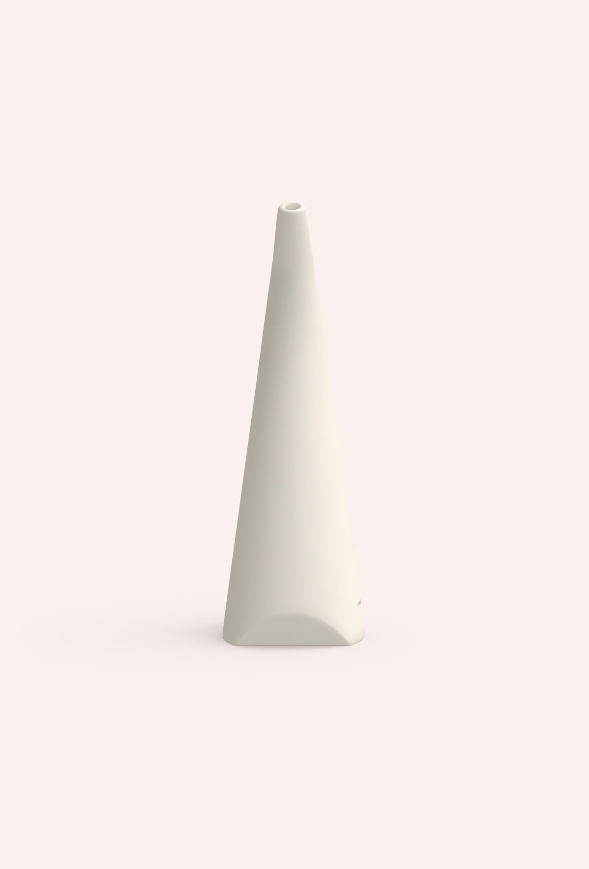 Diabla Tomé jug in natural, side view