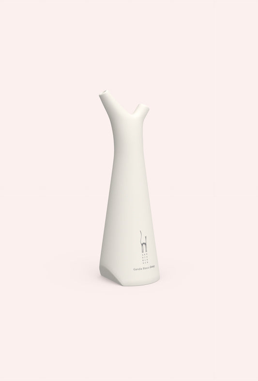 Diabla Tomé jug in natural