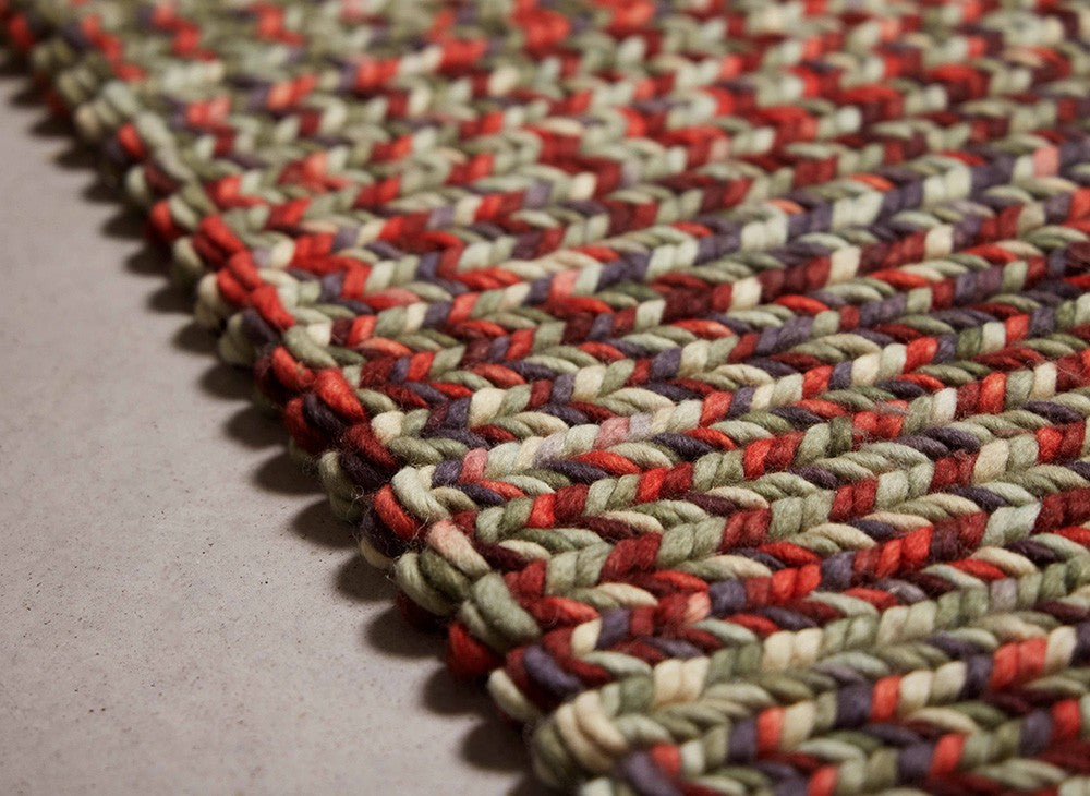 GAN Varese Rug, Red