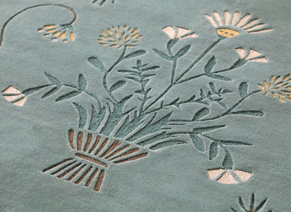 GAN Dreams White Daisy Rug, Green